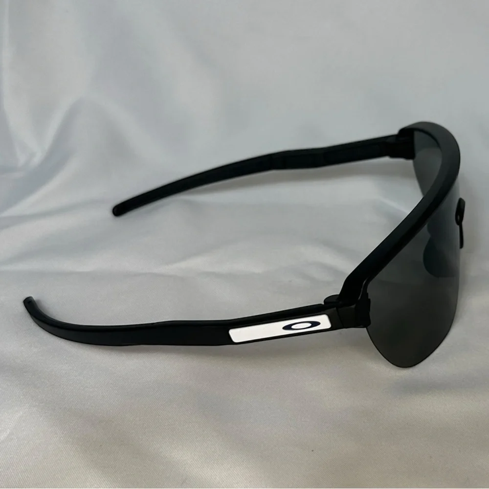 Oakley Corridor Black Prizm Sunglasses With Box